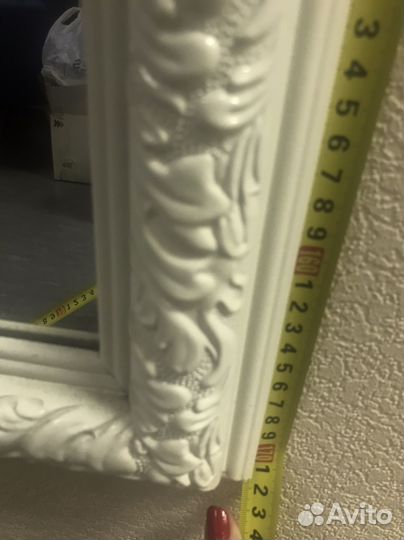 Зеркало настенное в раме большое