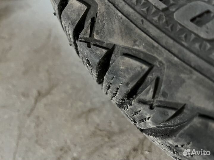 Goodyear Ultragrip 600 205/55 R16 94T