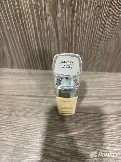 Тональный крем Loreal