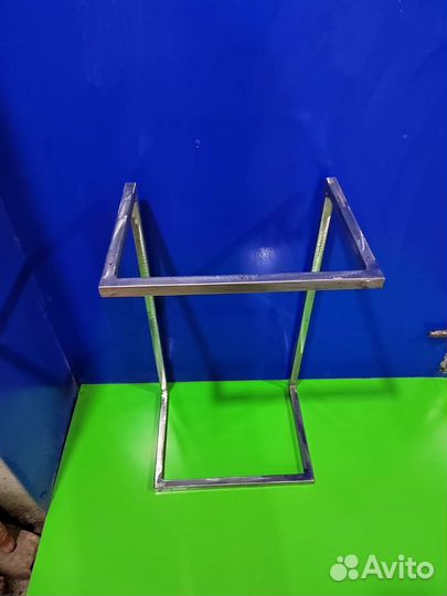 Кронштейн для полок лофт