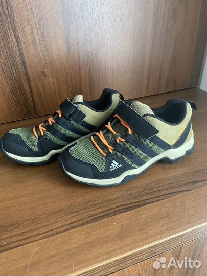 Кроссовки для мальчика adidas