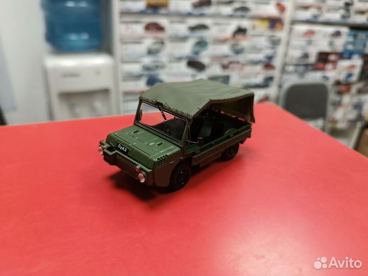 Автолегенды СССР №66луаз-967М 1:43 Deagostini