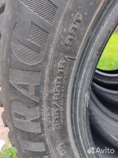 Goodyear Ultra Grip Ice Arctic 2 205/65 R16 99T