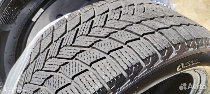 Michelin X-Ice Snow SUV 255/50 R19