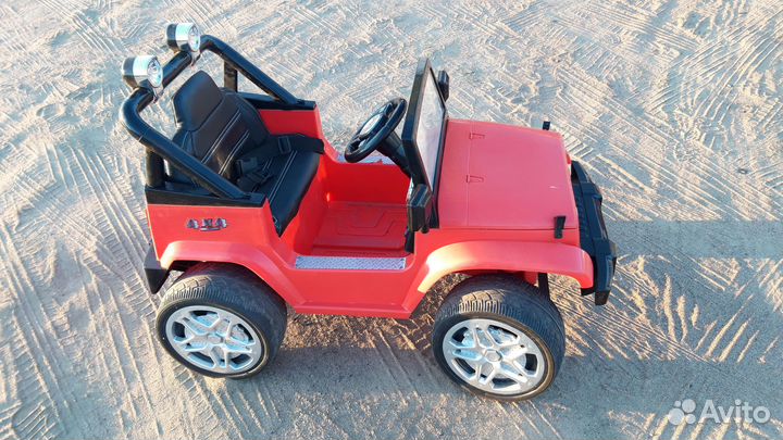 Детский электромобиль джип
