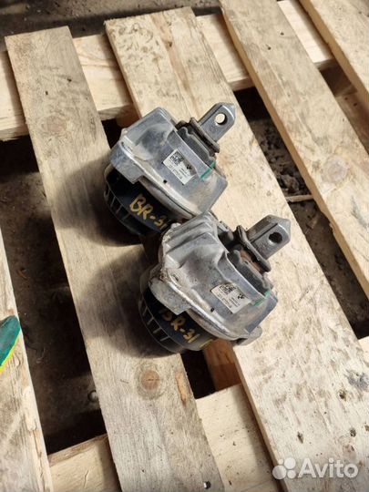 Подушка крепления двигателя передняя BMW 6