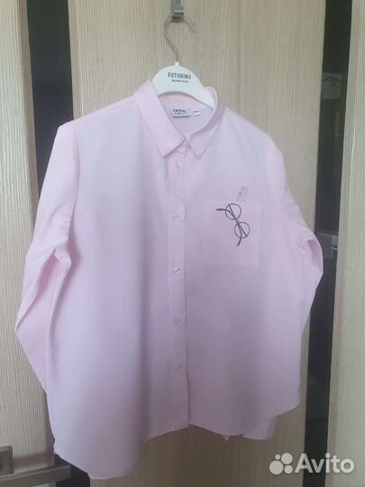 Блуза для девочки размер 140,в отличном состоянии