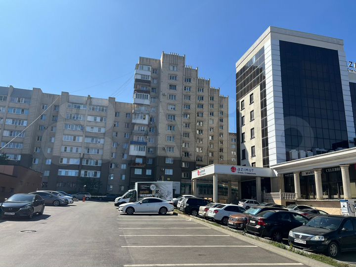 2-к. квартира, 72 м², 9/12 эт.