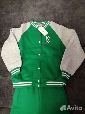 Спортивный костюм женский