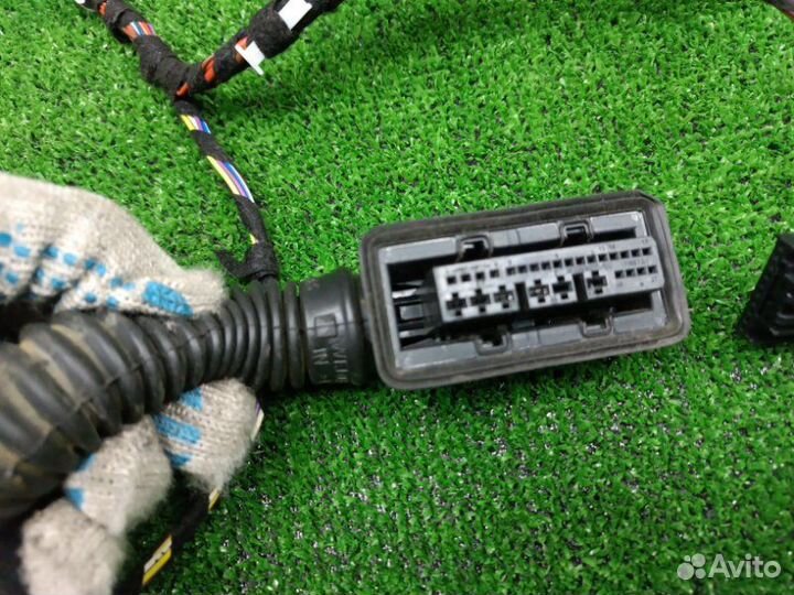 Проводка двери передняя правая Volkswagen Golf 7