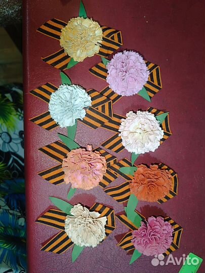 Георгиевский ленты и гвоздики