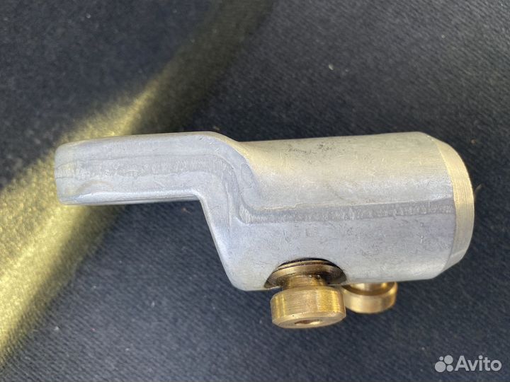 Болтовой наконечник квт 2нбе-35-150/240