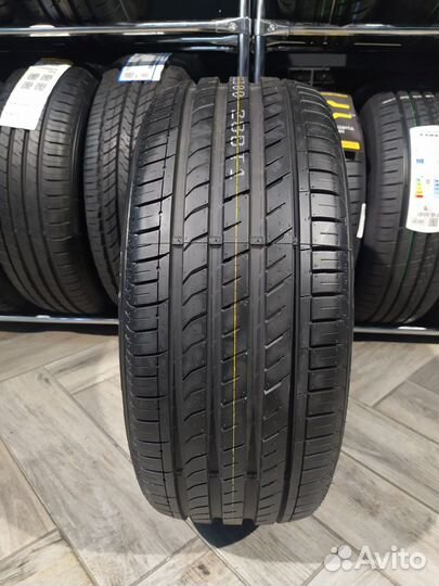 Nexen N'Fera SU1 215/55 R17