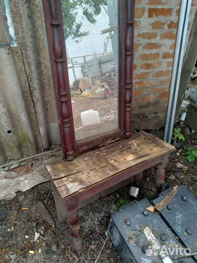 Зеркало старинное