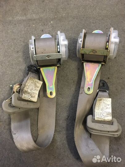 Ремень безопасности задний Toyota 4Runner (2461)