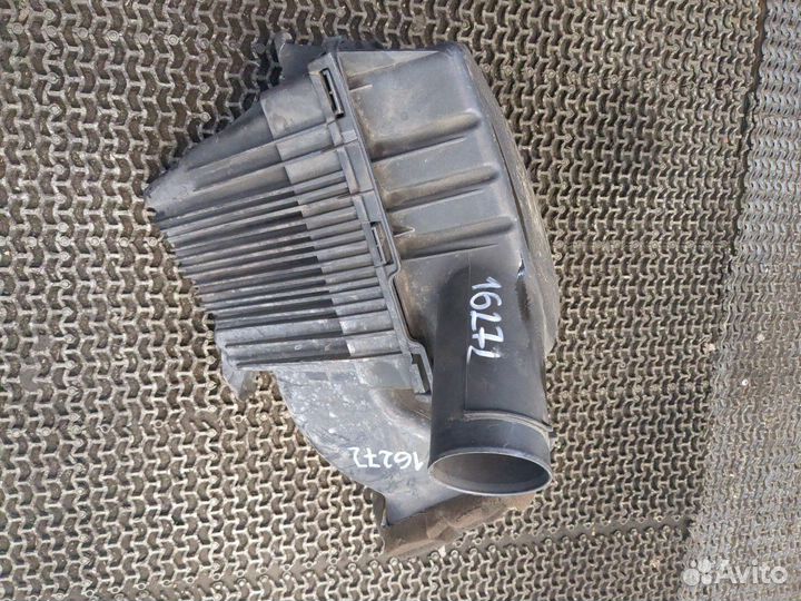 Корпус воздушного фильтра Chevrolet Camaro, 2012