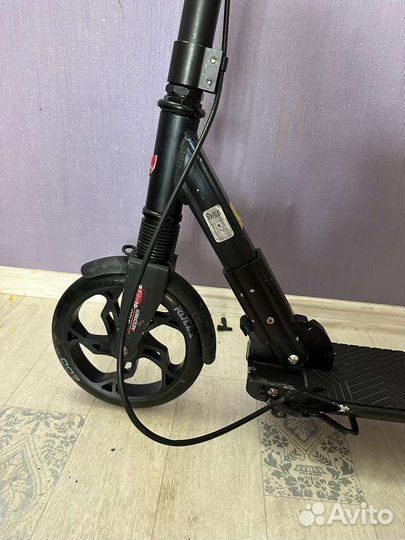 Самокат roces 200 disc черный