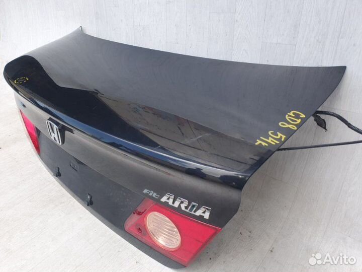 Крышка багажника honda FIT aria