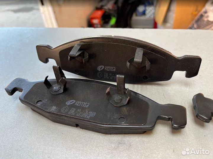Колодки передние remsa jeep grand cherokee II -01