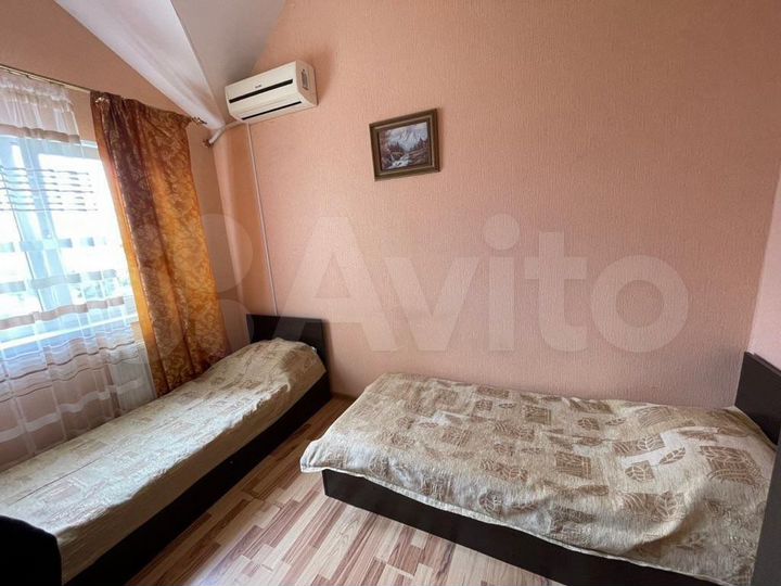 Комната 11 м² в 1-к., 3/3 эт.