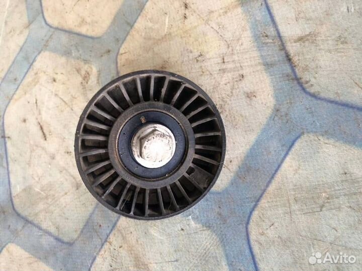 Ролик-натяжитель ремня грм 03F145276