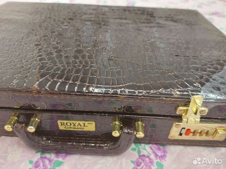 Набор кухонных и столовых приборов7