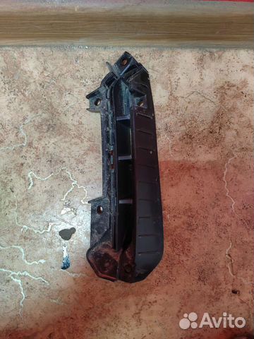 Кронштейн бампера передний правая Kia Sorento 4