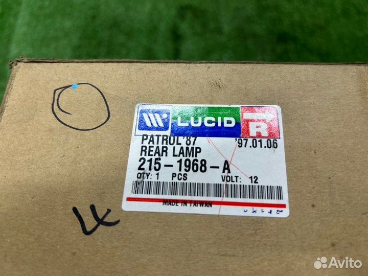 Стоп-сигнал задний правый Nissan Patrol Y60