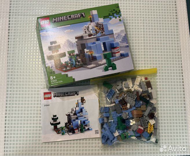 Lego Minecraft 21243