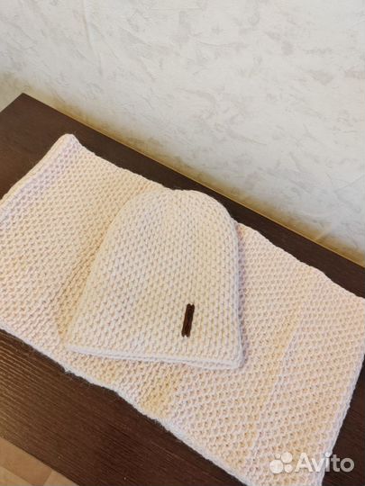 Комплект шапка и снуд женский