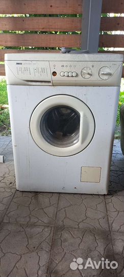 Стиральная машина на запчасти zanussi