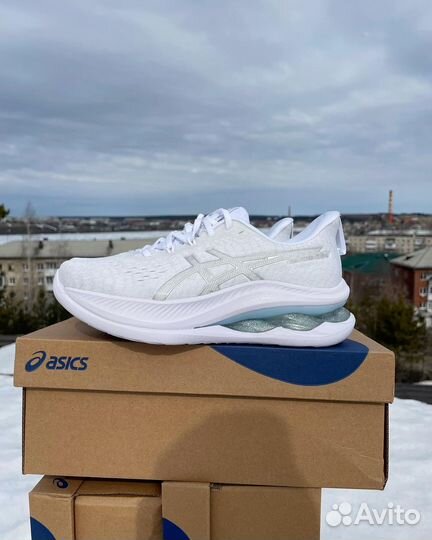 Беговые Кроссовки Asics Gel-Kinsei Max White