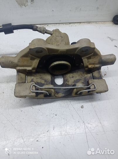 Суппорт передний правый Volkswagen Sharan 1