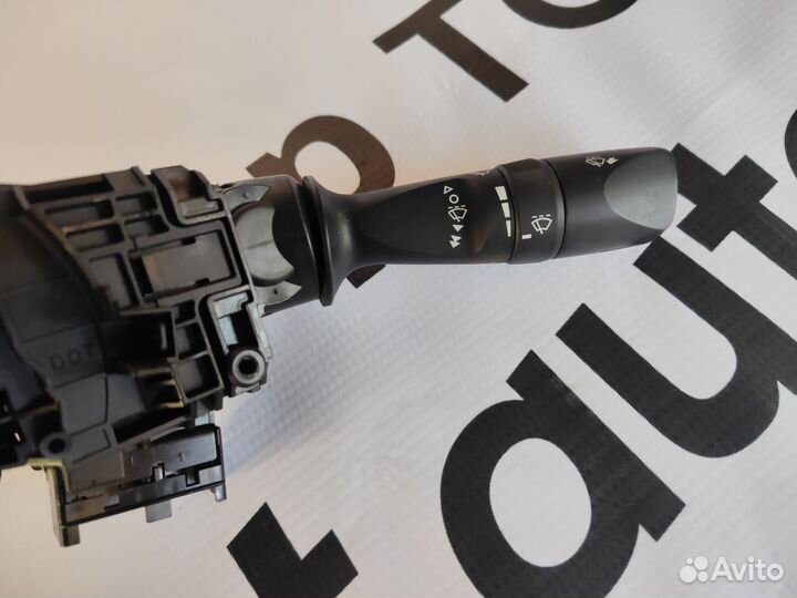 Блок подрулевых переключателей Toyota Corolla 2014