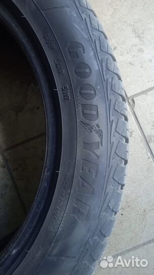 Goodyear Vector 4Seasons 235/50 R18