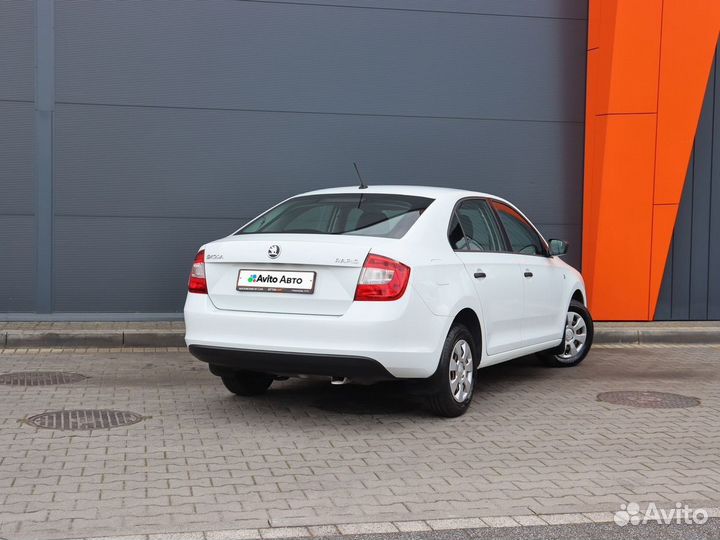 Skoda Rapid 1.6 МТ, 2015, 118 117 км