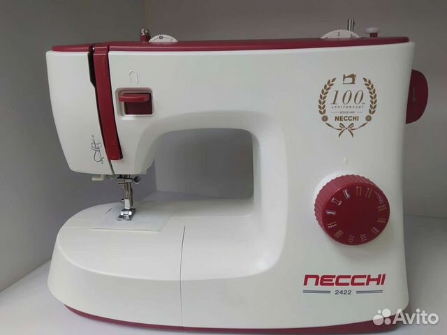 Швейная �машина Necchi 2422