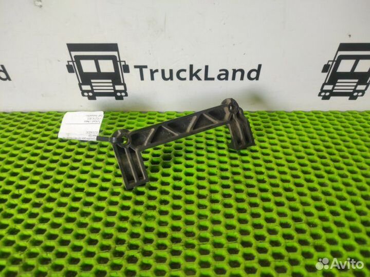 Кронштейн фары противотуманной левый Man Tgx