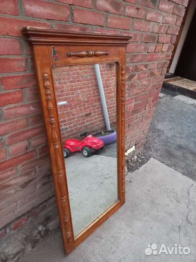 Зеркало старинное