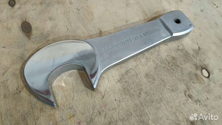 Ключ ударный 50