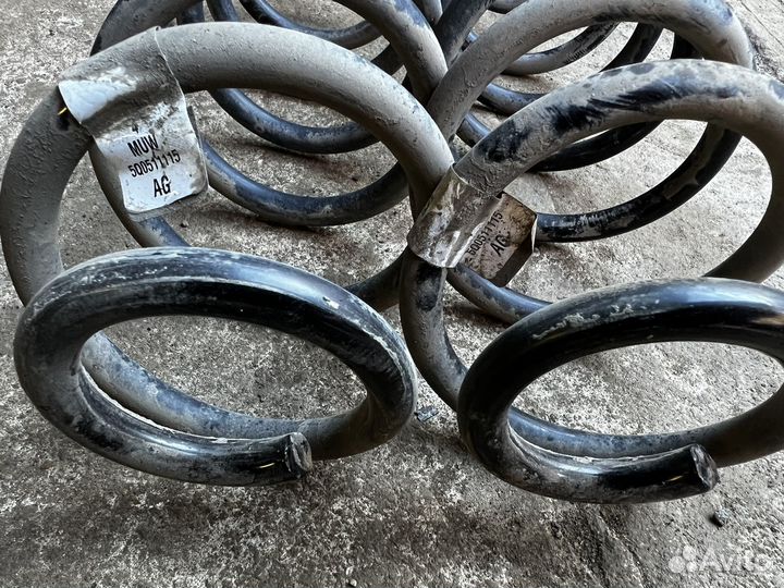 Косплект пружин Octavia A7 1,8