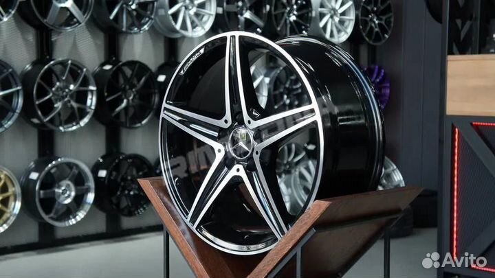 Литой диск в стиле Mercedes R18 5x112. Гарантия