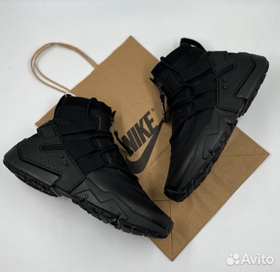 Комфортные кроссовки Nike Air Huarache Gripp Black