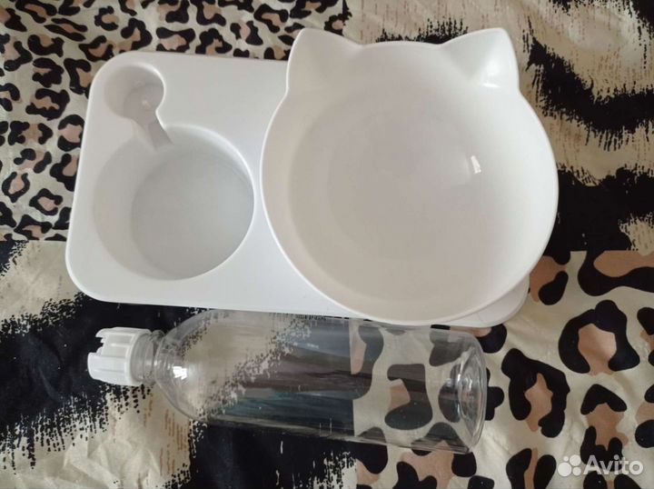 Миска для кошки