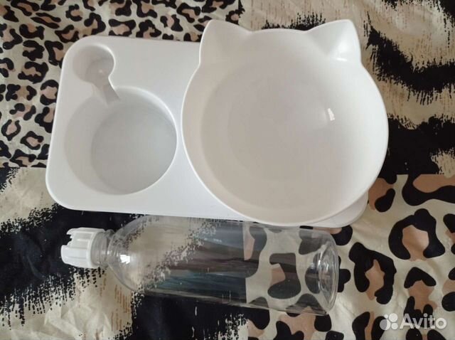 Миска для кошки