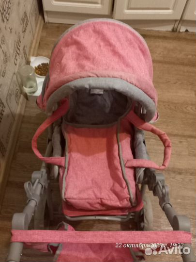 Коляска кукольная