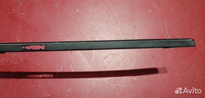 Молдинг на крышу правый Mazda 6 GG L3C1 2004