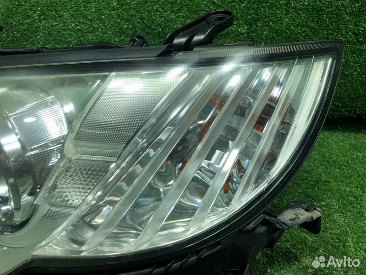 Фара передняя левая Subaru Legacy BL