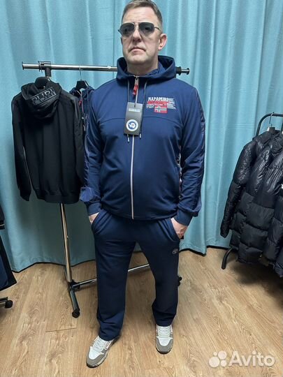 Спортивный костюм Napapijri