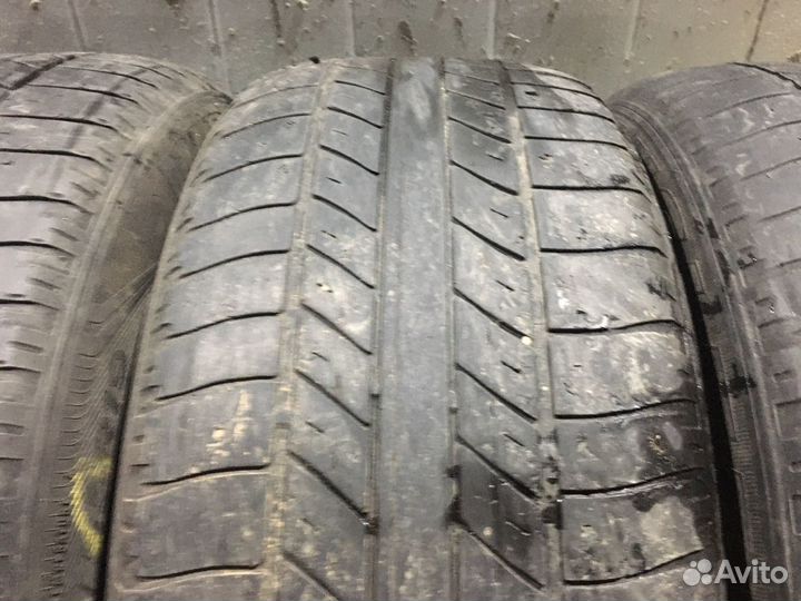 Goodyear DuraMax 255/55 R19 111V